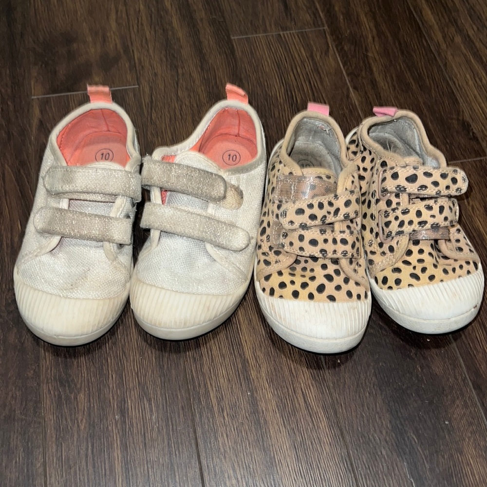 Cat and Jack Play Shoes Size 10